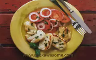 Grilled Halloumi with Salad